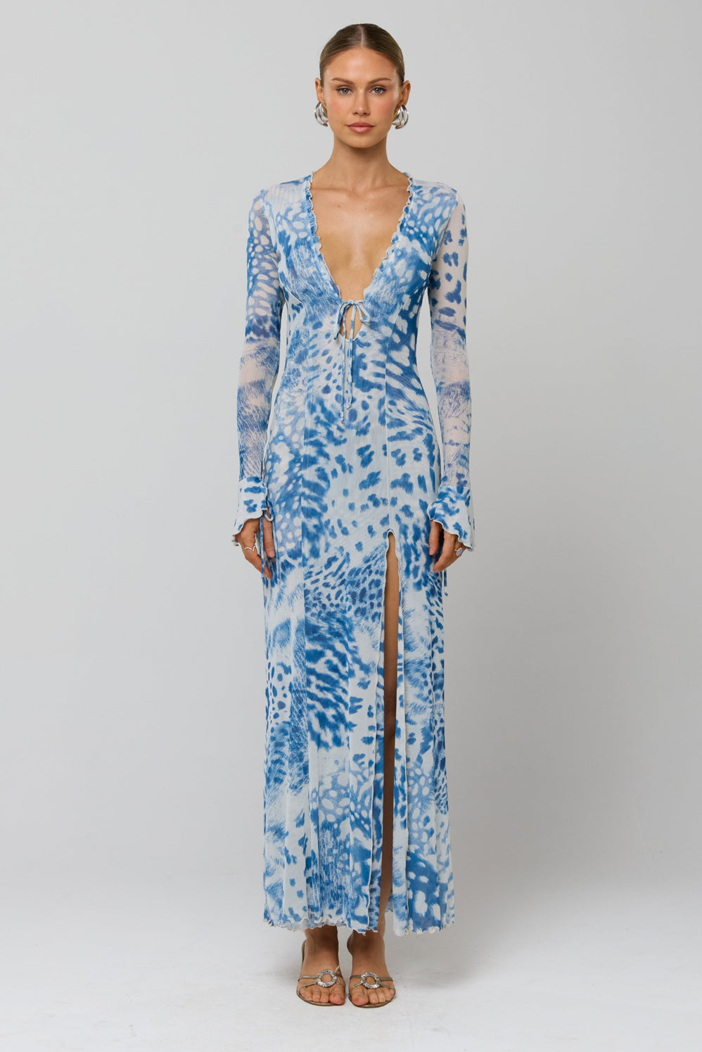 resa lennon maxi dress in Neve Long Sleeve Gold Ball perfect for any occasion. long_linen_dress Style:No Veil