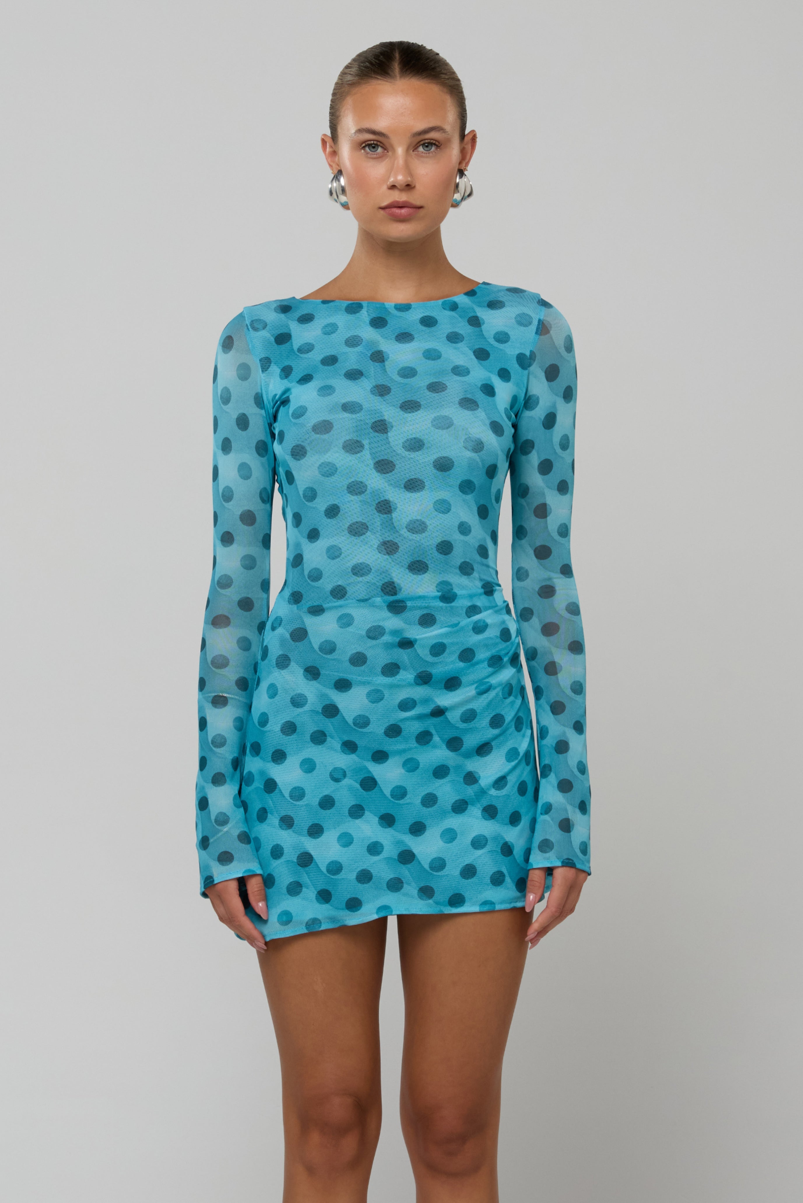Mia in Aquamarine – RESA