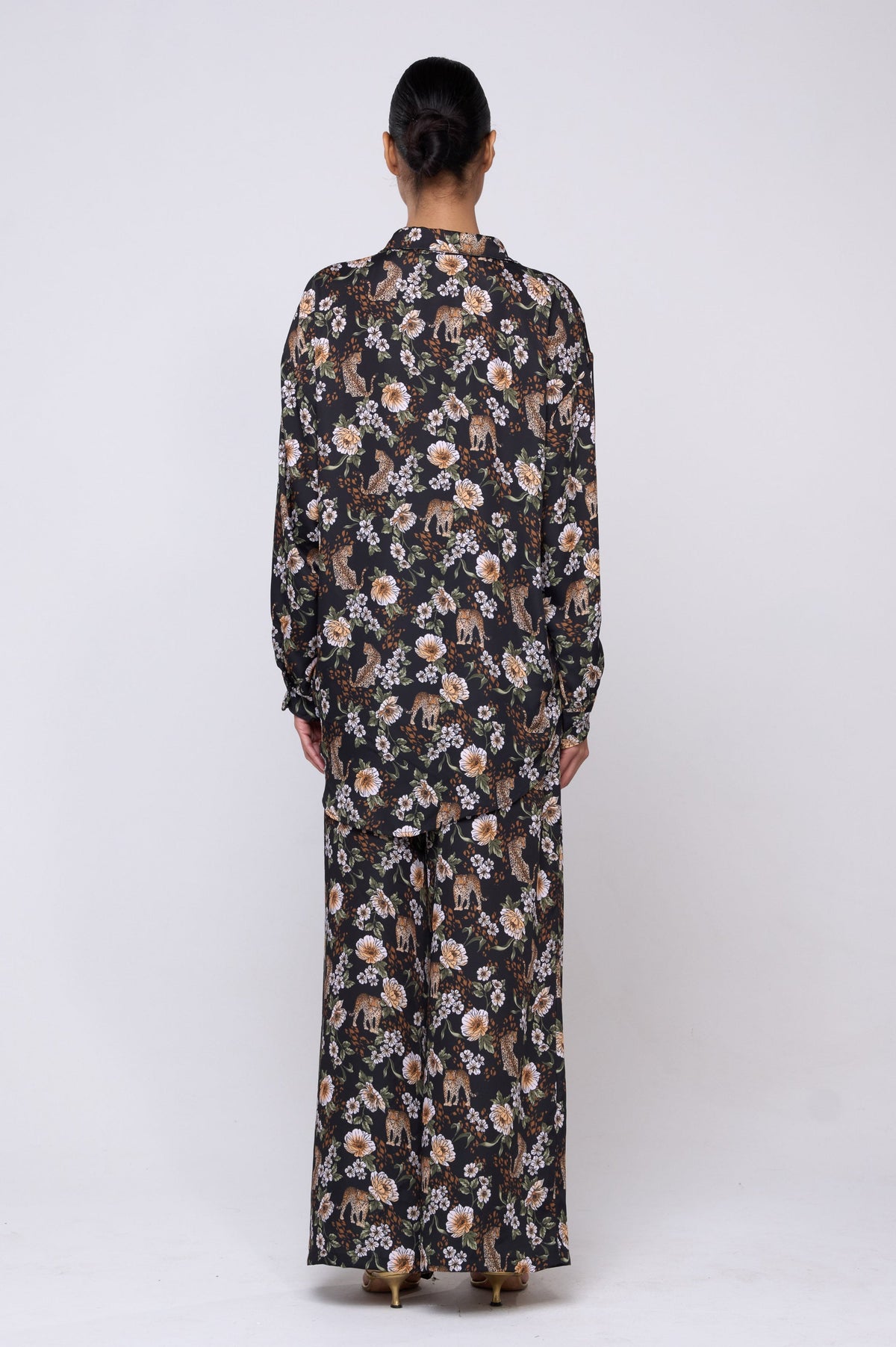 This is an image of Miley Set in Tropic - Archive - RESA featuring a model wearing the dress