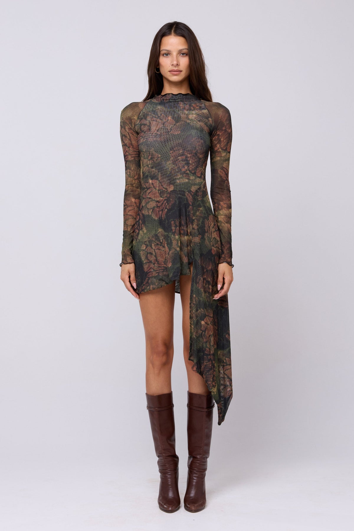 This is an image of Suzanne Mini in Autumn - RESA featuring a model wearing the dress